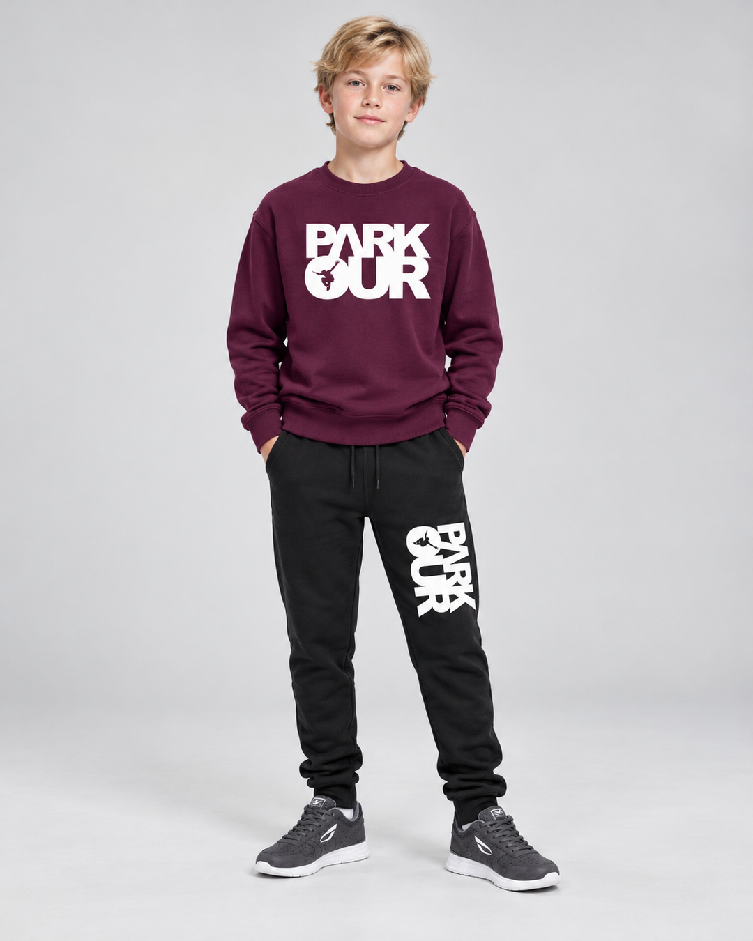Sweatshirt m/ Parkour box, bordeaux/hvid – på model forfra