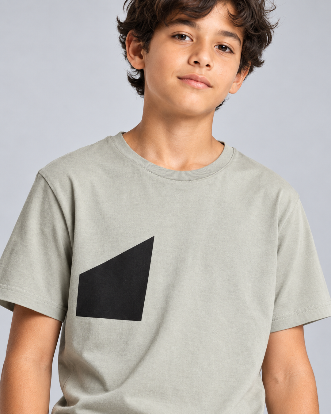 Urban t-shirt, beige – detalje af tryk og materiale