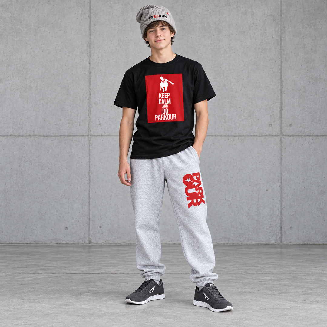 Red Route – parkour sæt på model med grå JIYO Flow 2.0. Sko købes separat.