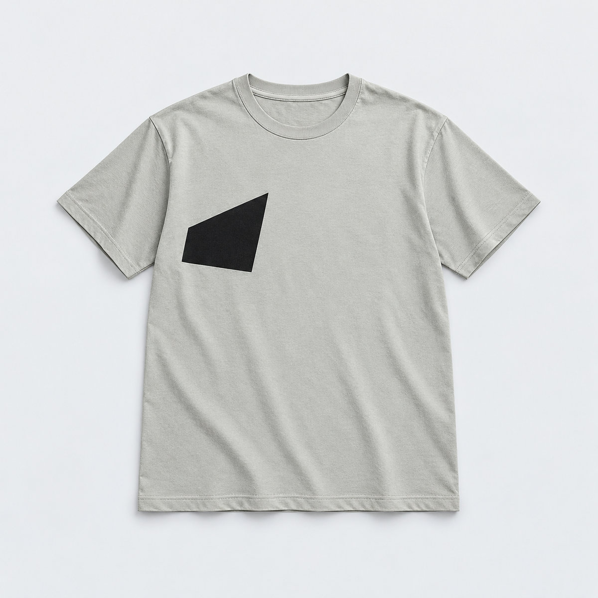 Urban t-shirt, beige – produktfoto på lys grå baggrund