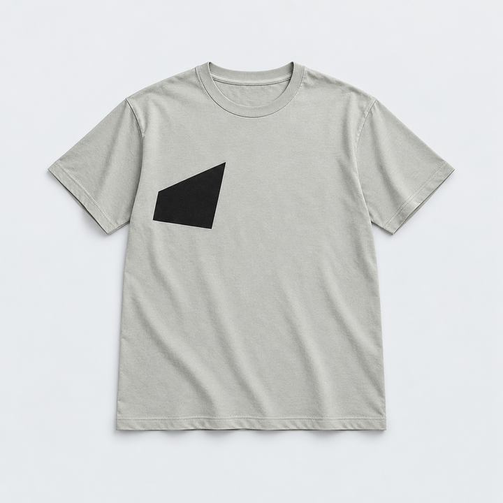 Urban t-shirt, beige – produktfoto på lys grå baggrund