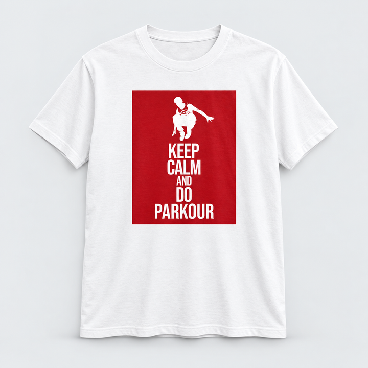 "Keep Calm and Do Parkour" T-shirt – Hvid med Rød Print – produktfoto på lys grå baggrund