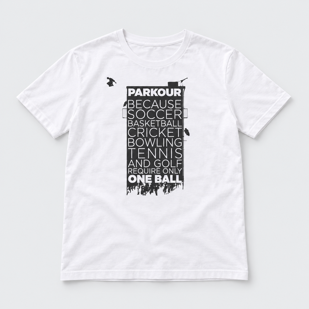 "Parkour takes BALLS..." T-shirt i hvid/sort – produktfoto på lys grå baggrund