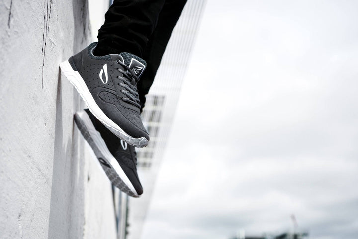 JIYO Flow 2.0 Parkour &amp; Hverdags Sko, Mørkegrå / Hvid Parkour sko Parkourshoppen